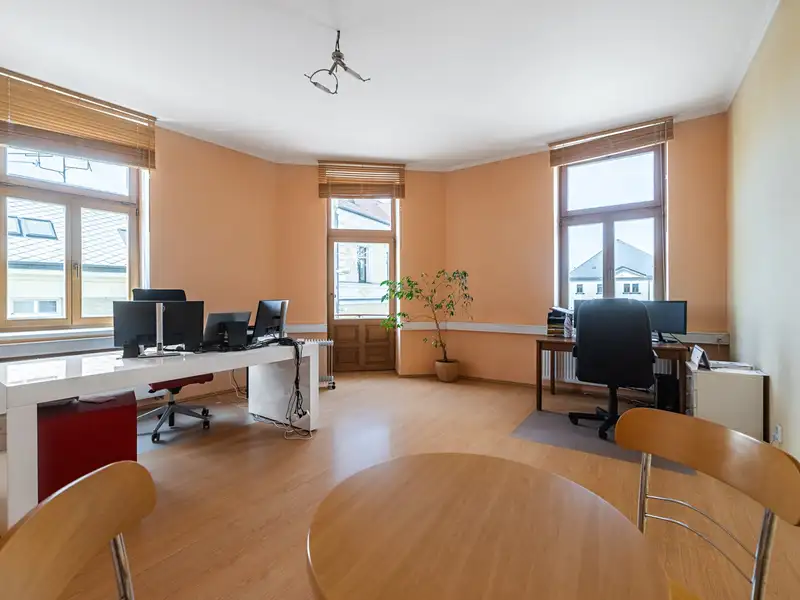 Prodej činžovního domu 782 m², Fryšták – náhled fotky 1