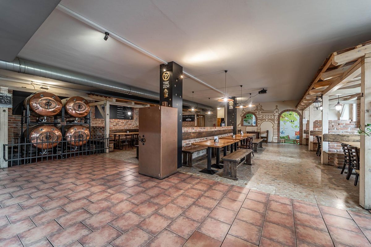 Pronájem restaurace 610 m² – fotografie 3