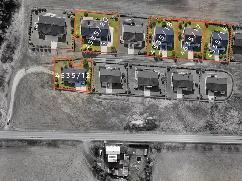 Prodej stavebního pozemku 1023 m², Přehýšov – náhled fotky 1