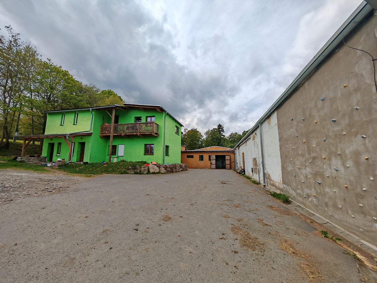 Prodej zemědělského objektu 800 m² – fotografie 4