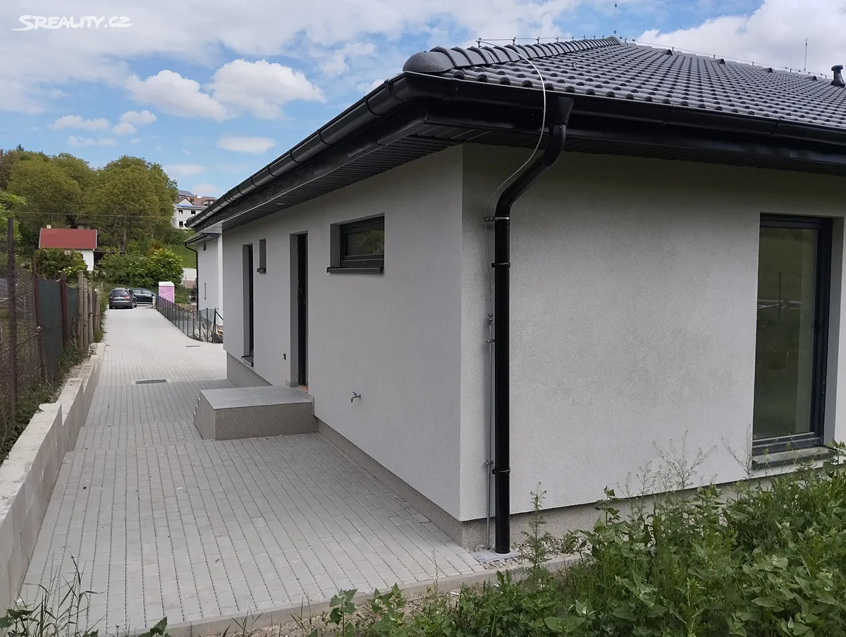 Prodej rodinného domu 98 m², pozemek 400 m² – pohled 3