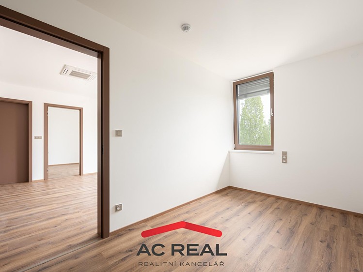 Gewerbefläche zum Kauf, 48 m² (4 von 31)