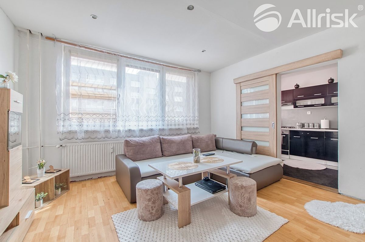 Prodej bytu 2+1 45 m², Ostrava – fotka 1 z 3