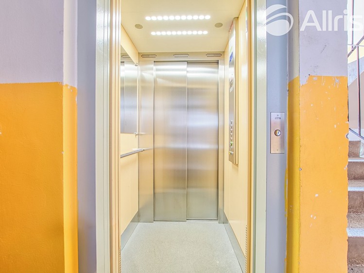 Wohnung 2+1 zum Kauf, 45 m² (11 von 12)