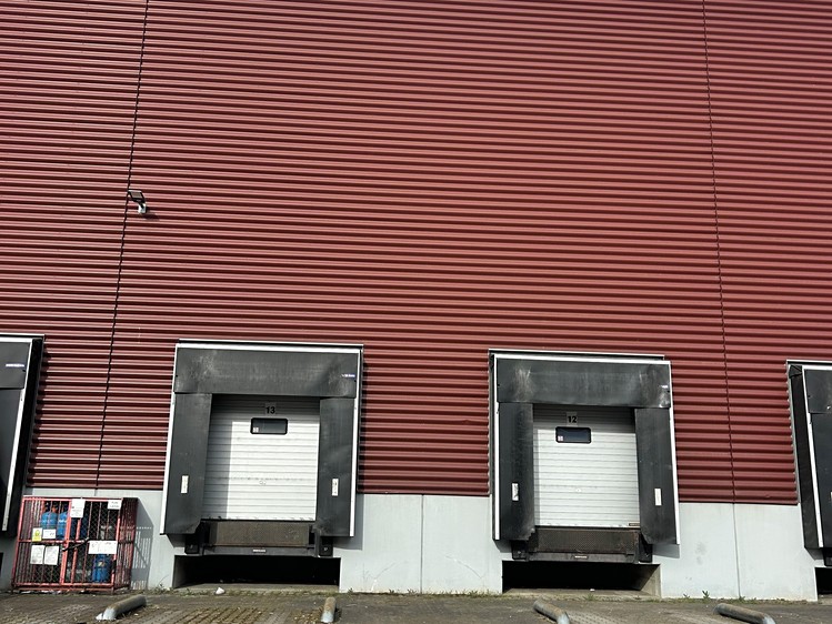 Комерційне приміщення в оренду, 3 622 м² (2 з 5)