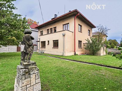 Prodej vily 320 m², pozemek 903 m²