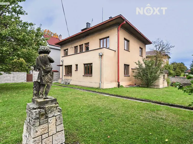 Prodej vily 320 m², pozemek 903 m², Kladno – náhled fotky 1