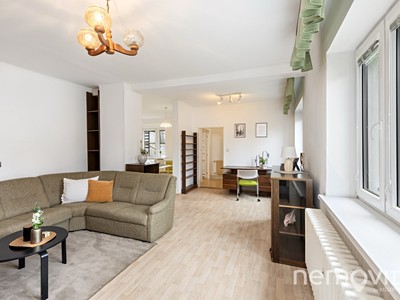 Prodej  rodinného domu 226 m², pozemek 343 m² — photo 3