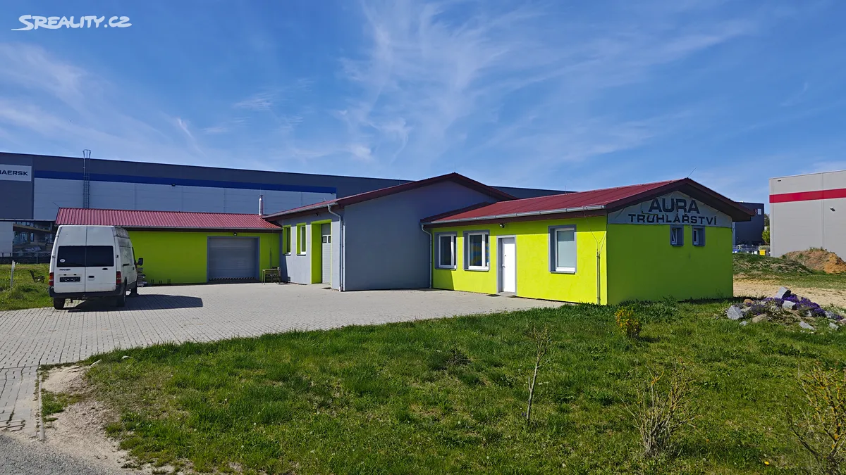 Prodej výrobní haly, prostoru 250 m², Dobřenice