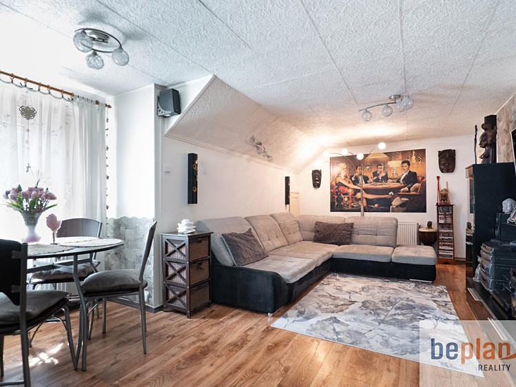 Будинок на продаж, 342 м² (3 з 50)