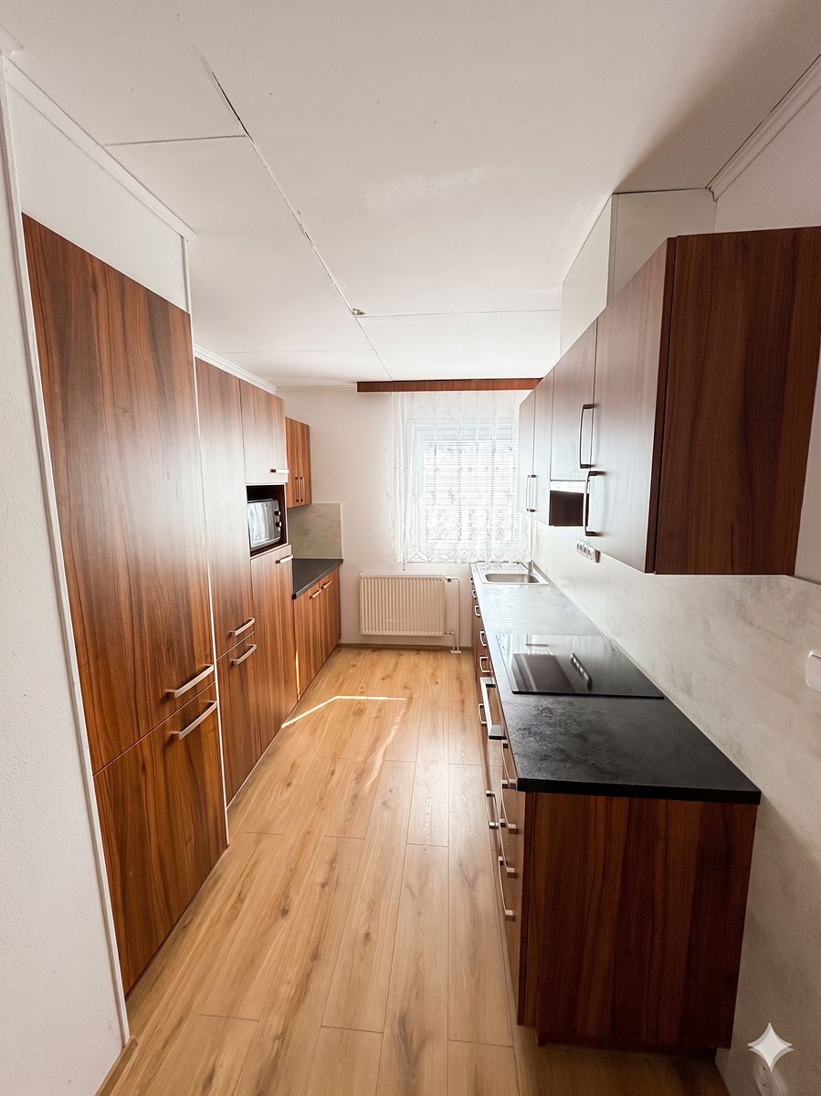 Prodej rodinného domu 135 m², pozemek 211 m² – fotografie 2