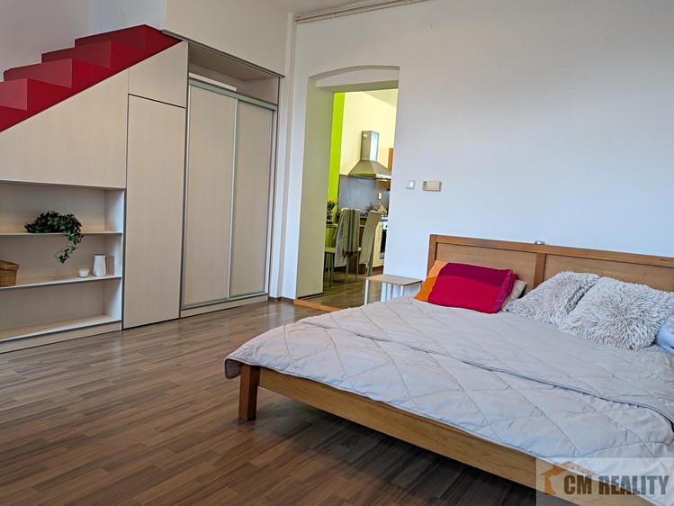 Квартира 3+kk на продаж, 41 м² (2 з 11)