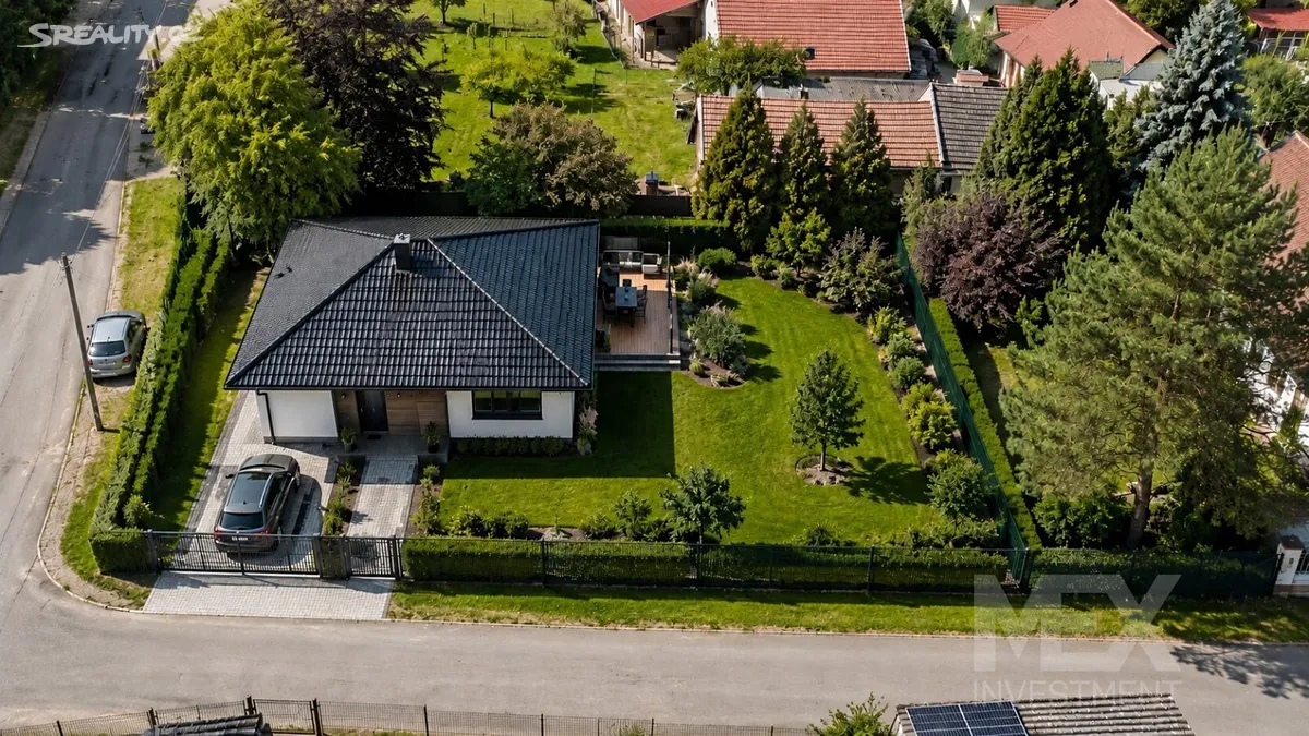 Prodej stavebního pozemku 610 m², Zásmuky