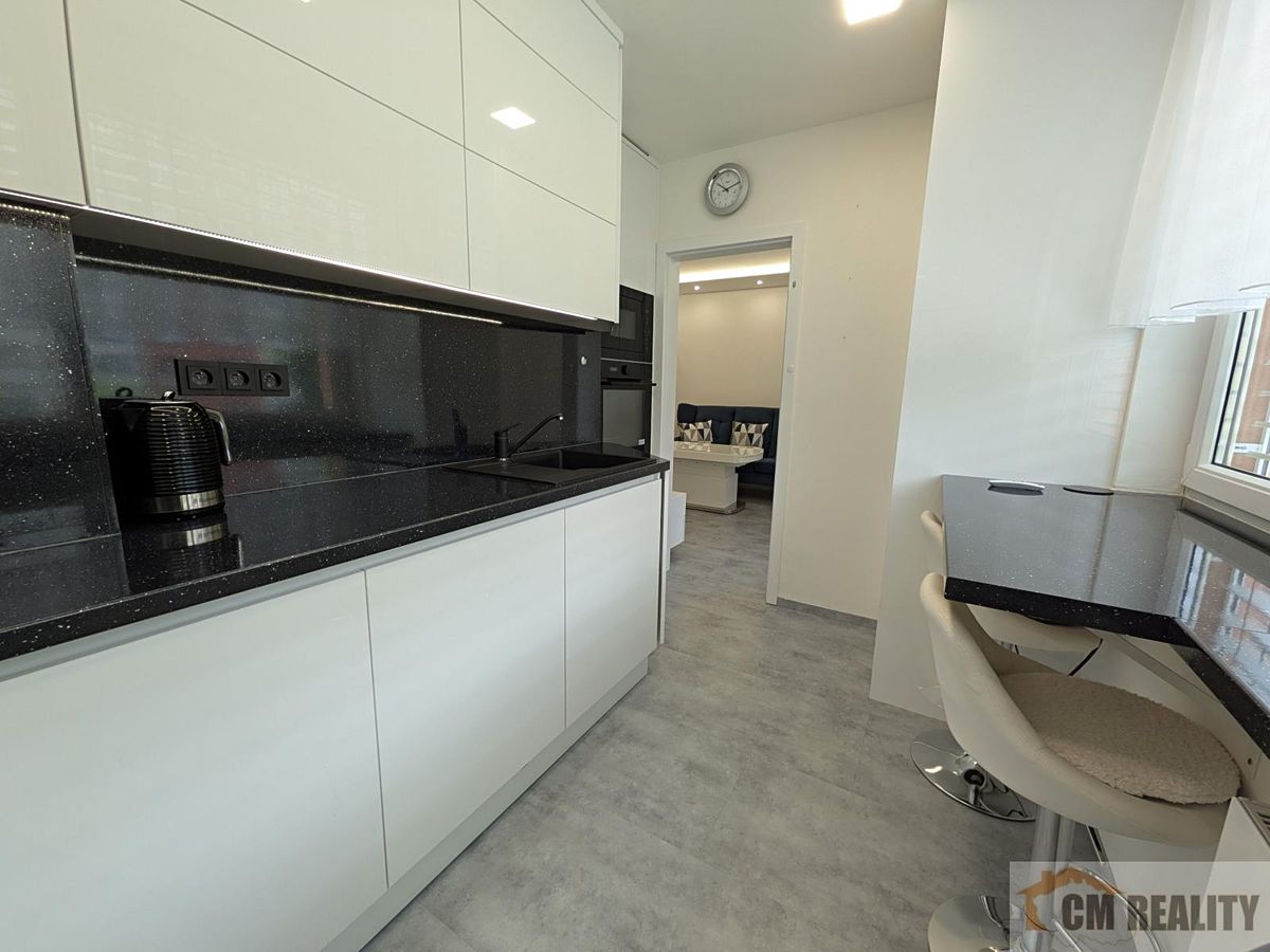 Prodej bytu 2+1 50 m² – fotografie 2