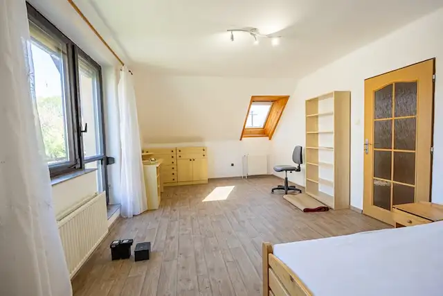 Prodej rodinného domu 160 m², pozemek 391 m², Obecnice – náhled fotky 2