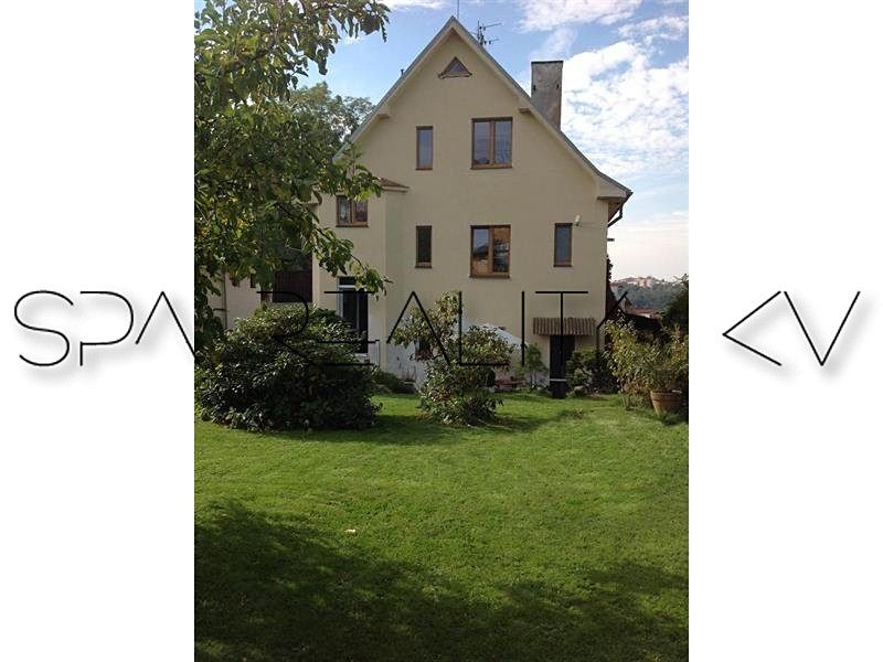 Prodej vily 230 m², pozemek 100 m² – fotografie 2