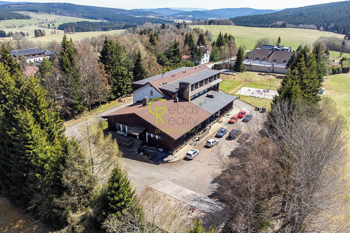 Prodej stavebního pozemku 8034 m² – fotografie 5