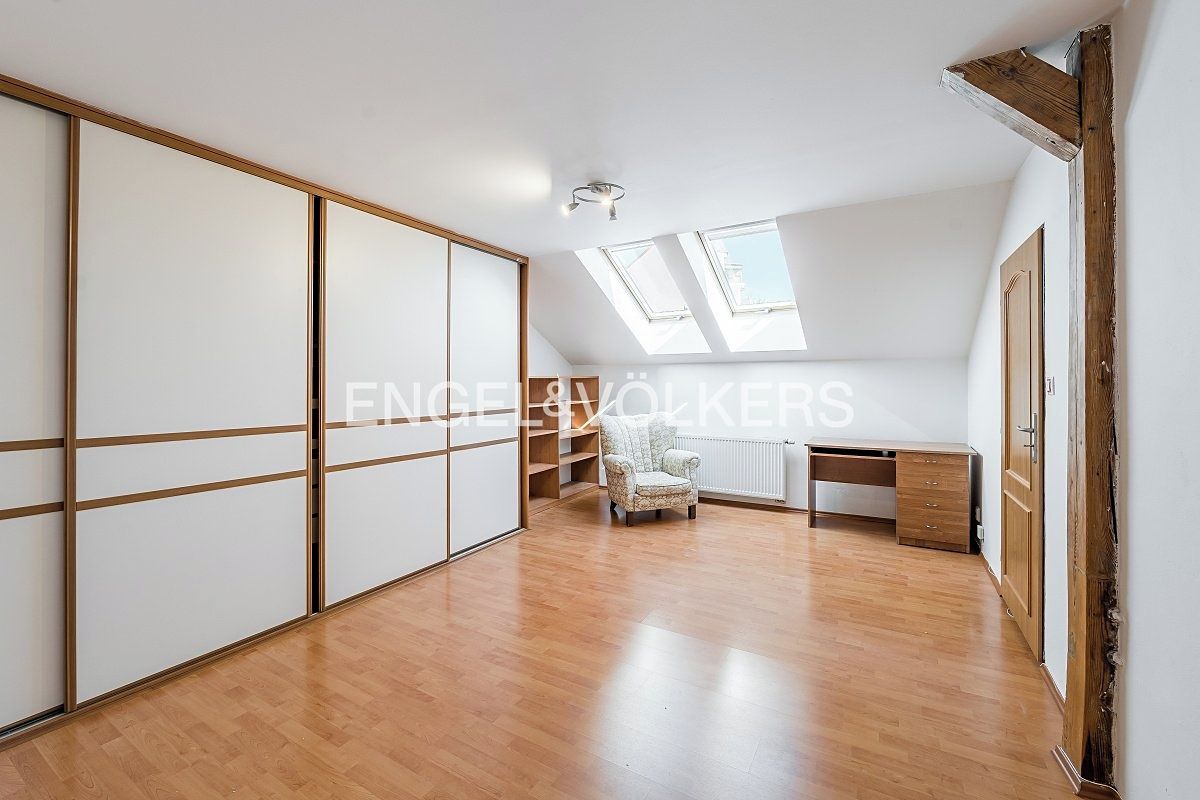 Pronájem bytu 3+kk 112 m²