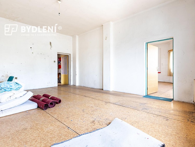 Prodej komerčního prostoru, 330 m² (20 z 33)