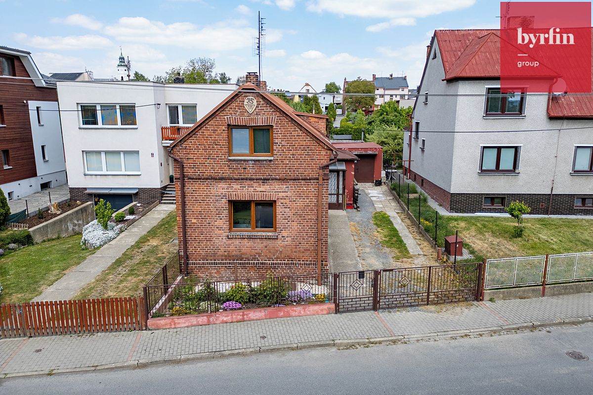 Prodej rodinného domu 120 m², pozemek 399 m² – fotografie 2