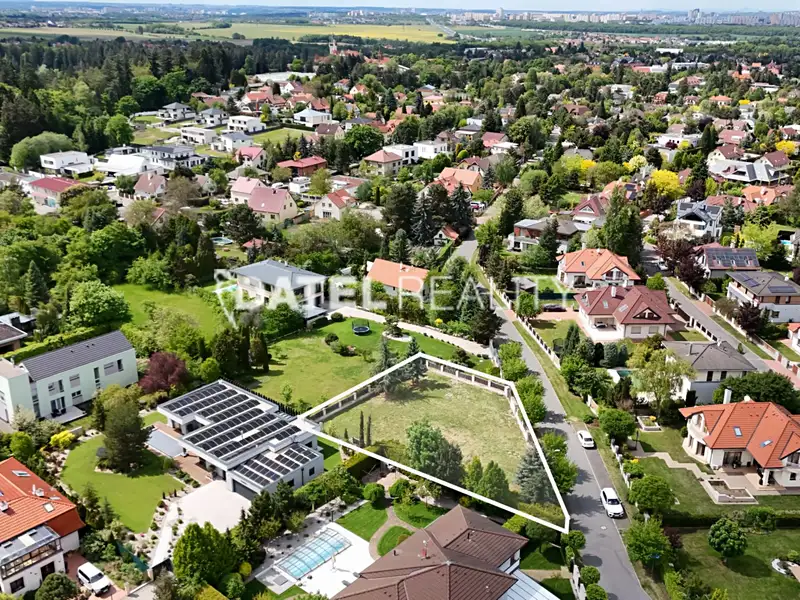 Prodej stavebního pozemku 939 m², Průhonice – náhled fotky 1