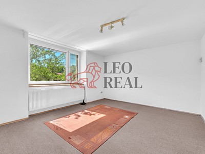 Prodej bytu 1+1, 42 m² (2 z 17)