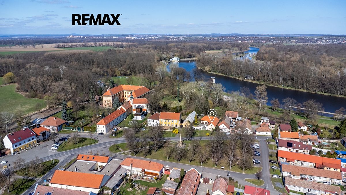 Prodej rodinného domu 299 m², pozemek 1485 m²