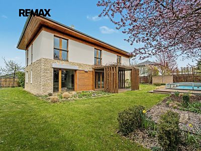 Prodej vily 188 m², pozemek 961 m²