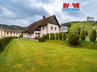 Prodej  rodinného domu 246 m², pozemek 1 169 m²