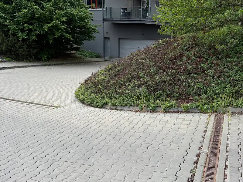 Prodej garážového stání 18 m², Brno – náhled fotky 2