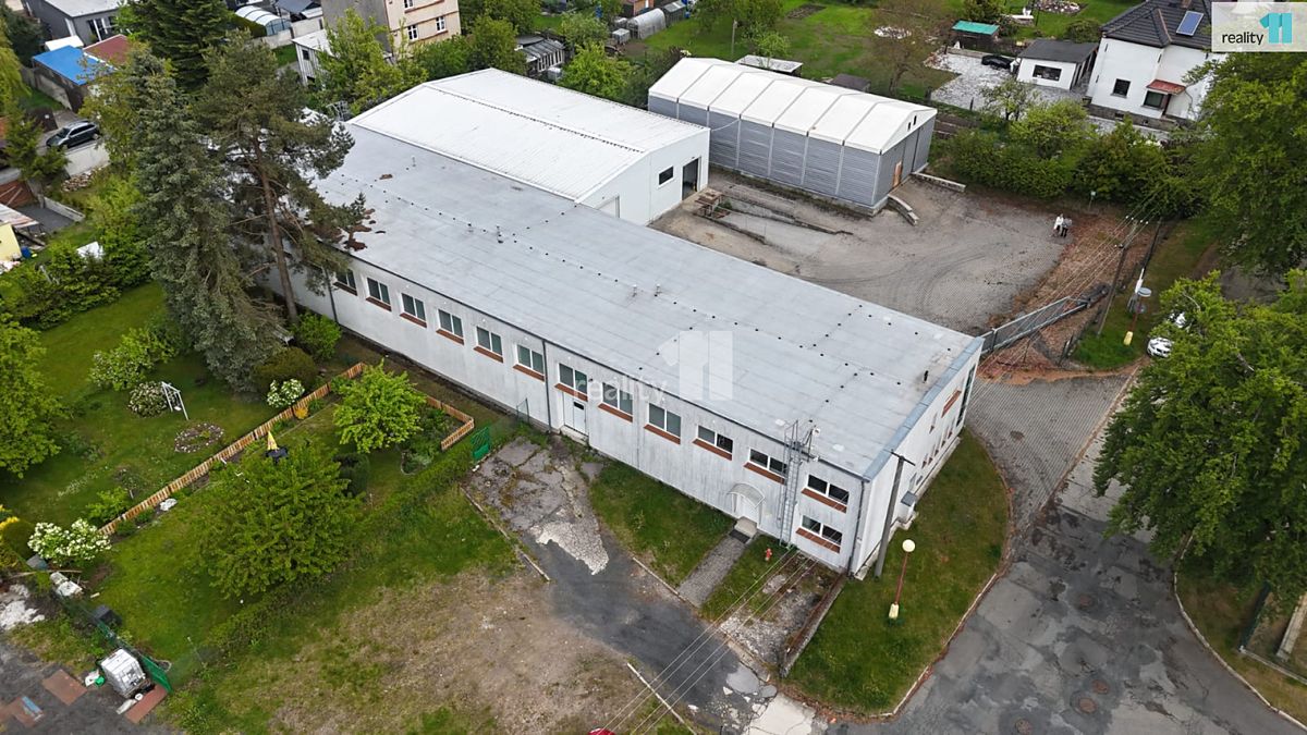 Prodej výrobní haly, prostoru 2849 m²