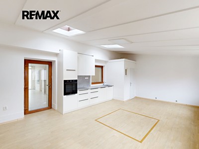 Prodej bytu 3+1 220 m²