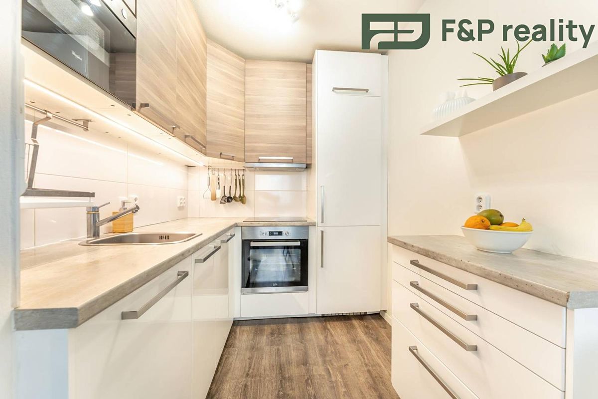 Pronájem bytu 2+kk 43 m²