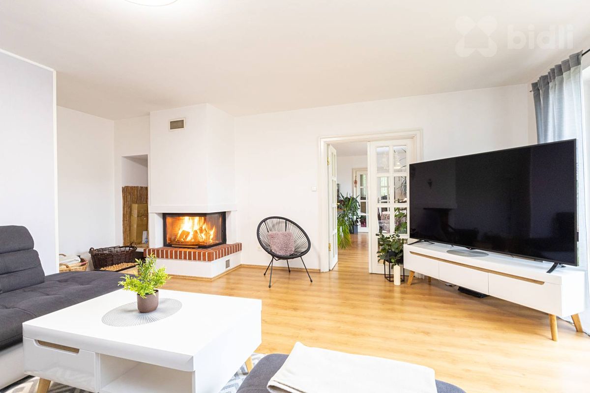 Prodej rodinného domu 170 m², pozemek 403 m² – fotografie 3