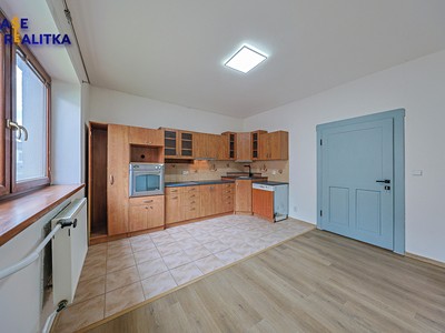 Pronájem bytu 1+1 40 m²