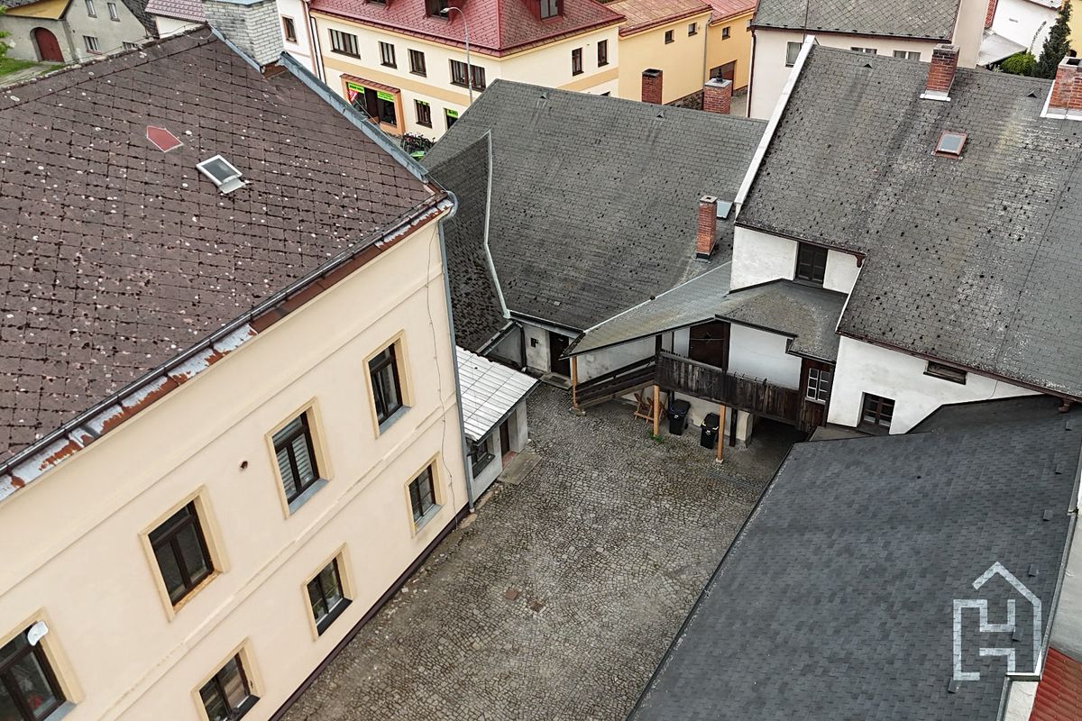 Prodej komerční nemovitosti 260 m²