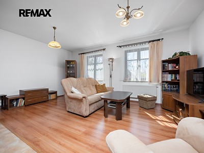 Haus zum Kauf, 299 m² (3 von 47)