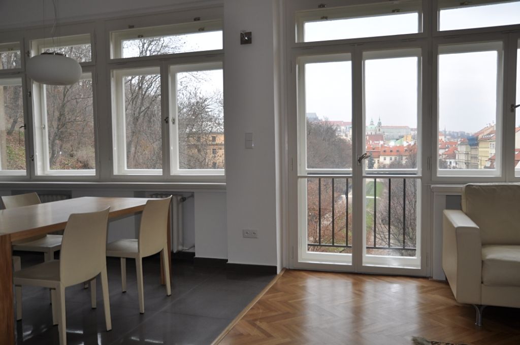 Pronájem bytu 3+kk 98 m²