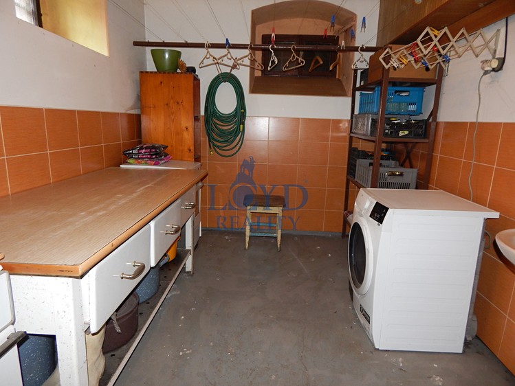 Prodej komerčního prostoru, 169 m² (24 z 47)