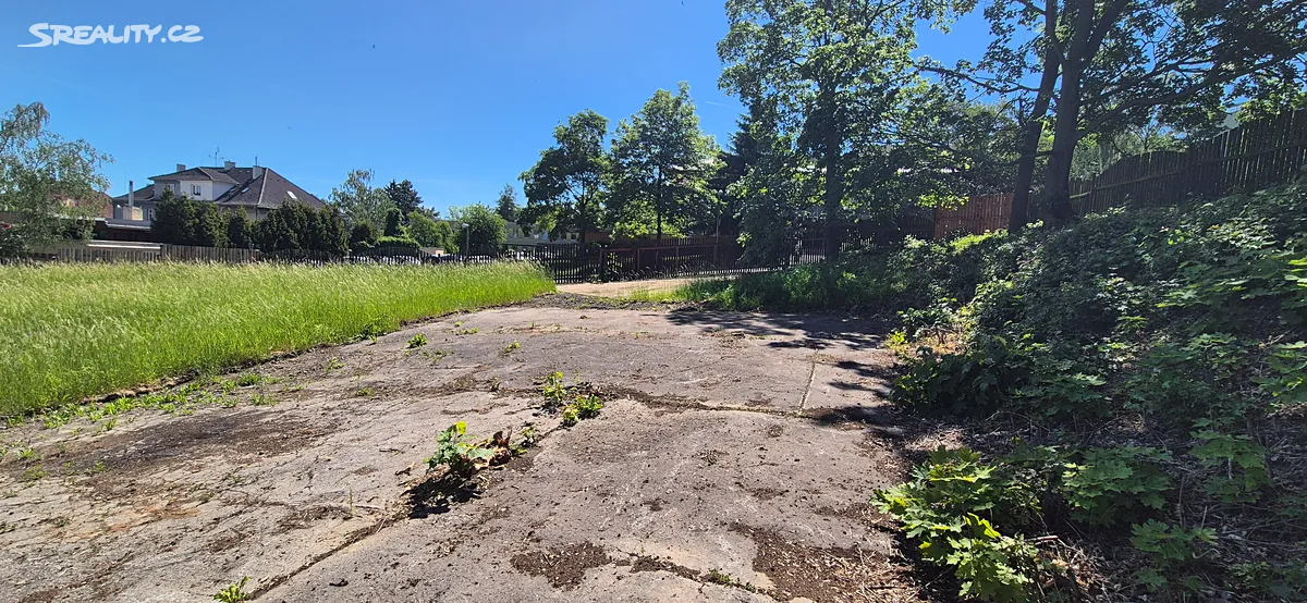 Pronájem komerčního pozemku 2500 m² – pohled 2