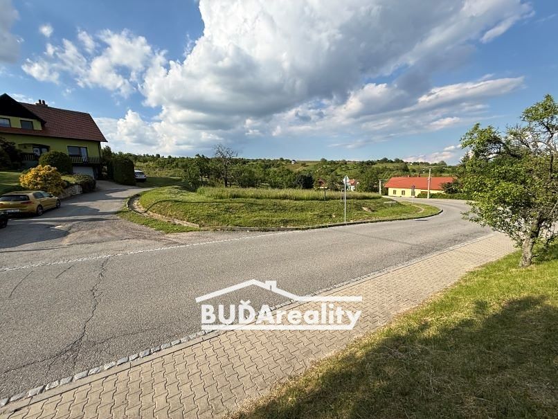 Prodej stavebního pozemku 1408 m² – fotografie 5