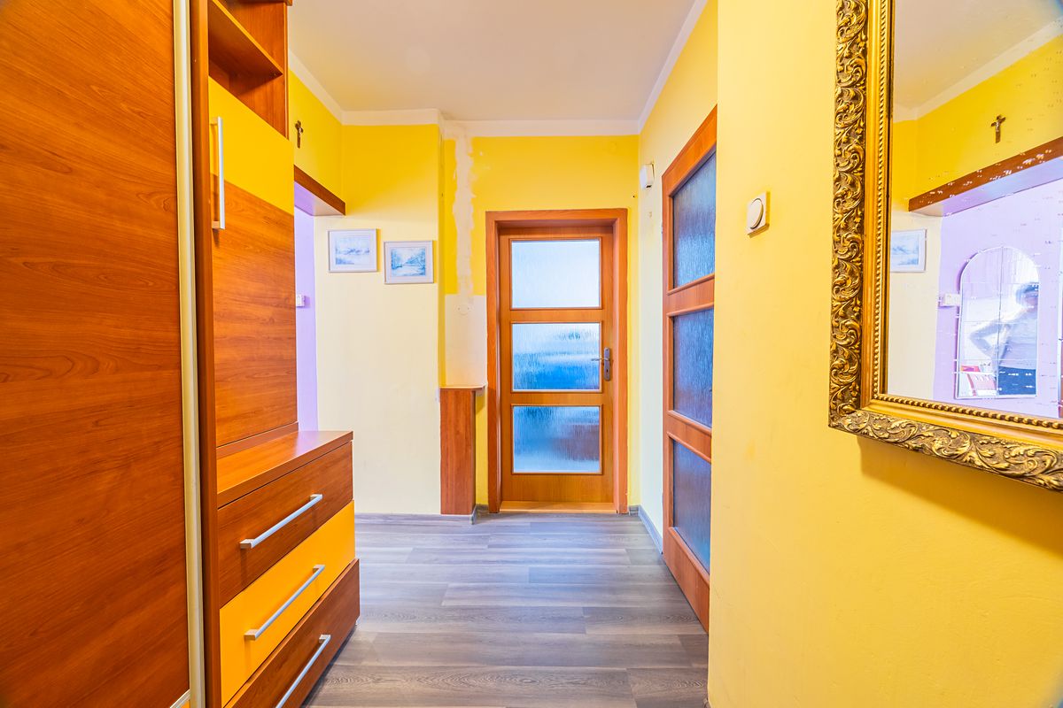 Prodej rodinného domu 140 m², pozemek 887 m² – fotografie 2