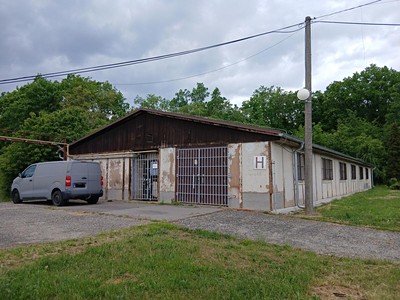 Pronájem skladového prostoru 377 m²