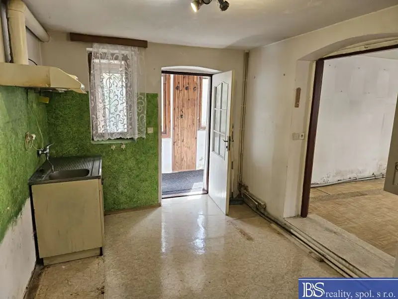 Prodej rodinného domu 100 m², pozemek 117 m², Budyně nad Ohří – náhled fotky 3