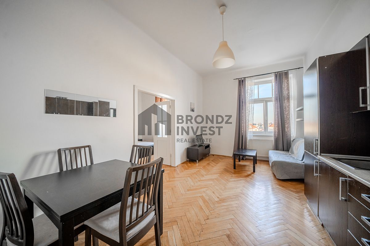 Pronájem bytu 2+kk 55 m² (Jednopodlažní)