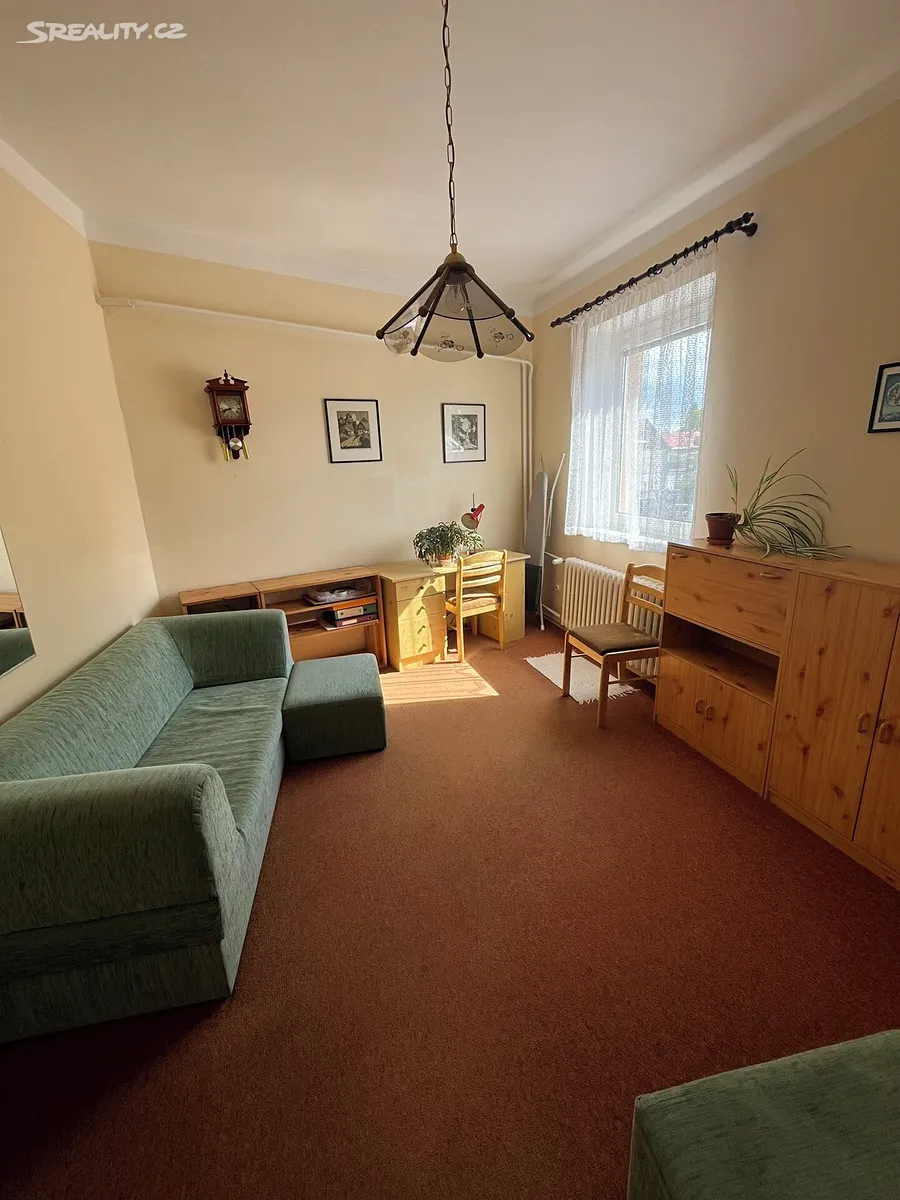 Pronájem bytu 4+1 84 m², Karlovy Vary