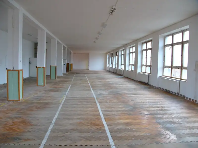 Pronájem skladového prostoru 405 m², Jihlava – náhled fotky 1