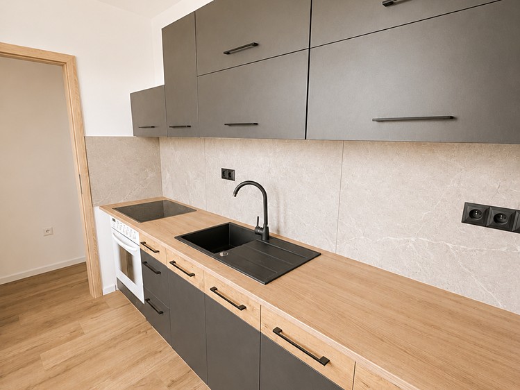 Wohnung 3+kk zum Kauf, 70 m² (1 von 25)