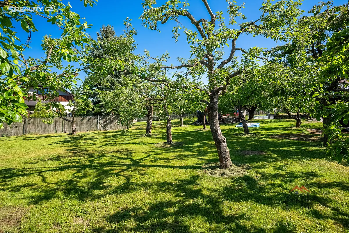 Prodej stavebního pozemku 1201 m² - Widok 5