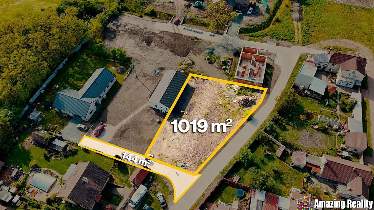 Prodej stavebního pozemku 1067 m² – fotografie 2